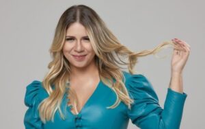 Compositor de Marília Mendonça diz que não autorizou uso de imagem em filme