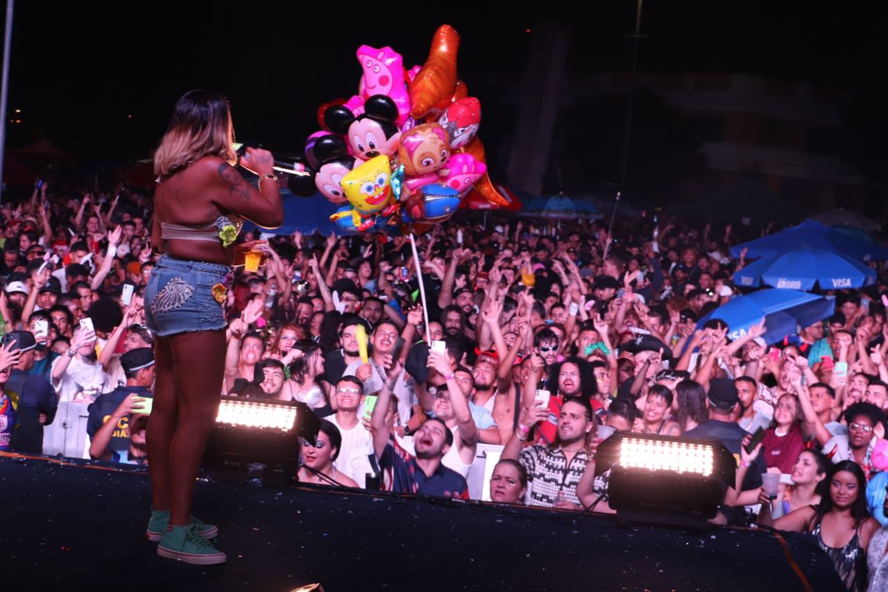 Em 3 dias, cerca de 70 mil pessoas participam do Carnaval em Goiânia