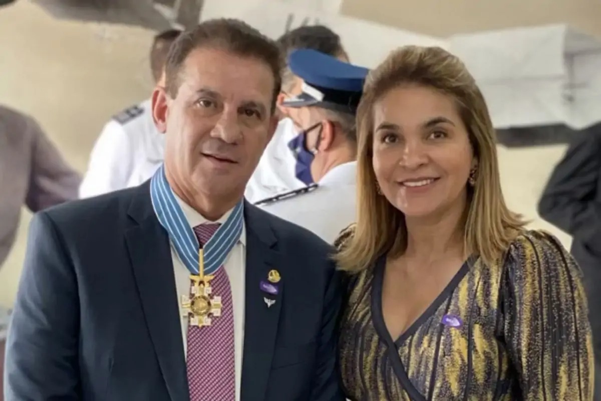 Vanderlan confirma pré-candidatura da mulher, Izaura Cardoso