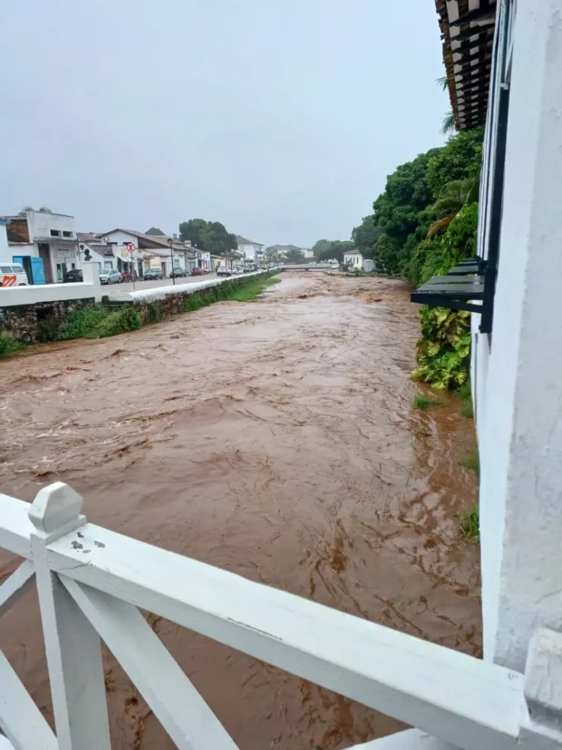 Semad alerta para chuvas que devem permanecer em Goiás