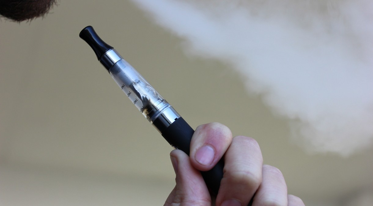 Cigarro eletrônico Foto: Lindsay Fox/Pixabay