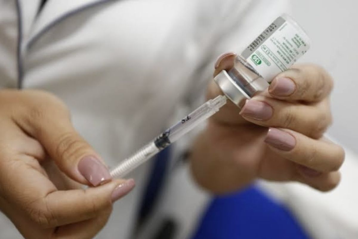 Saúde recolhe vacinas contra a dengue para remanejamento