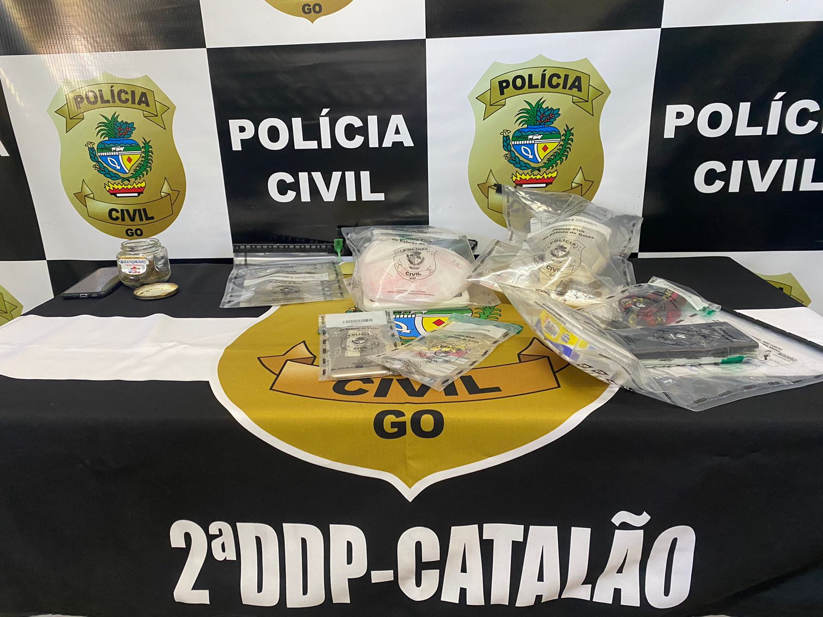 Polícia Civil de Goiás desencadeia operação para combater o tráfico de drogas e associação criminosa. Foto: PCGO