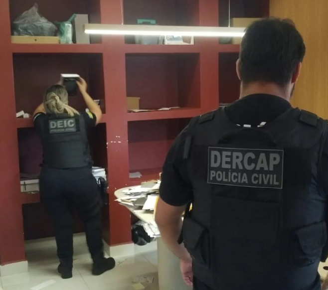A operação cumpriu três mandatos de prisão e 11 de busca, com prejuízo estimado em mais de R$ 20 milhões. Foto: Reprodução PCGO