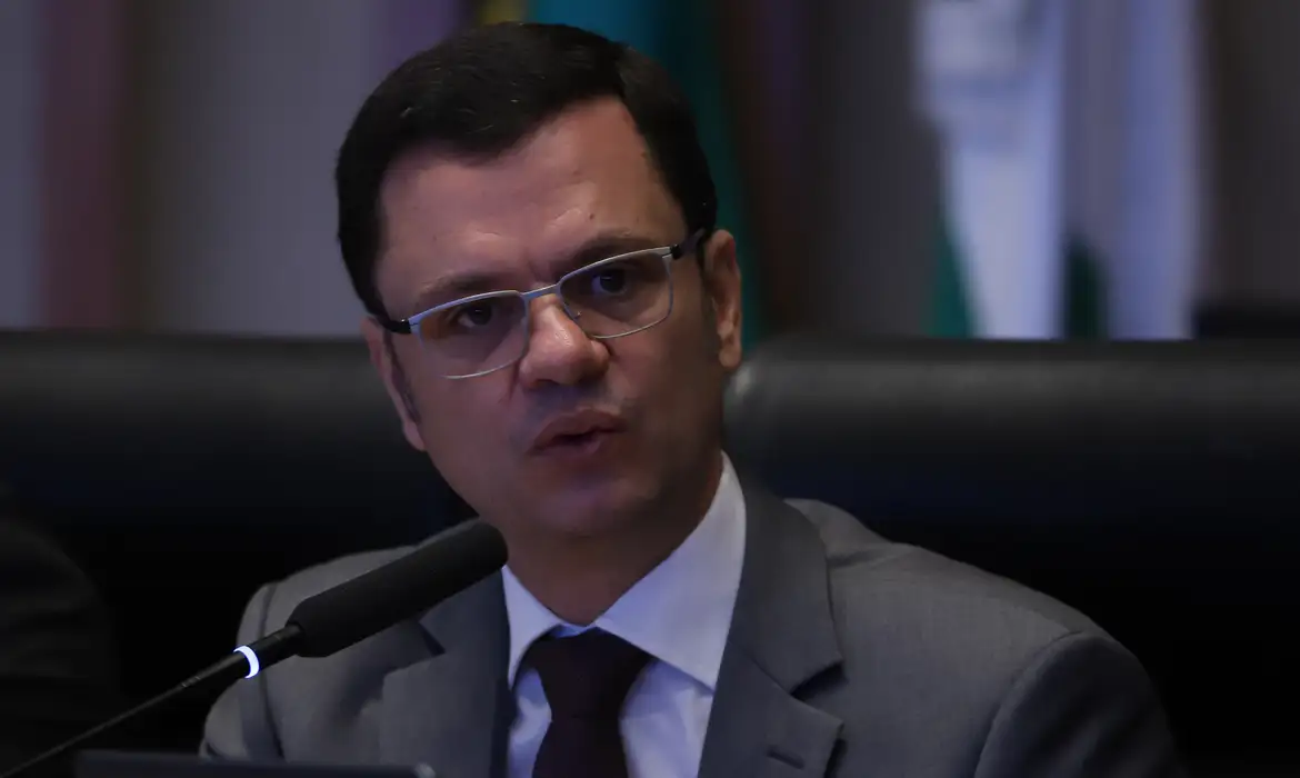 O ex-ministro da Justiça, Anderson Torres, foi preso em janeiro de 2023, acusado de omissão e falha na prevenção dos ataques golpistas de 8 de janeiro. Foto: © Joédson Alves/Agência Brasil