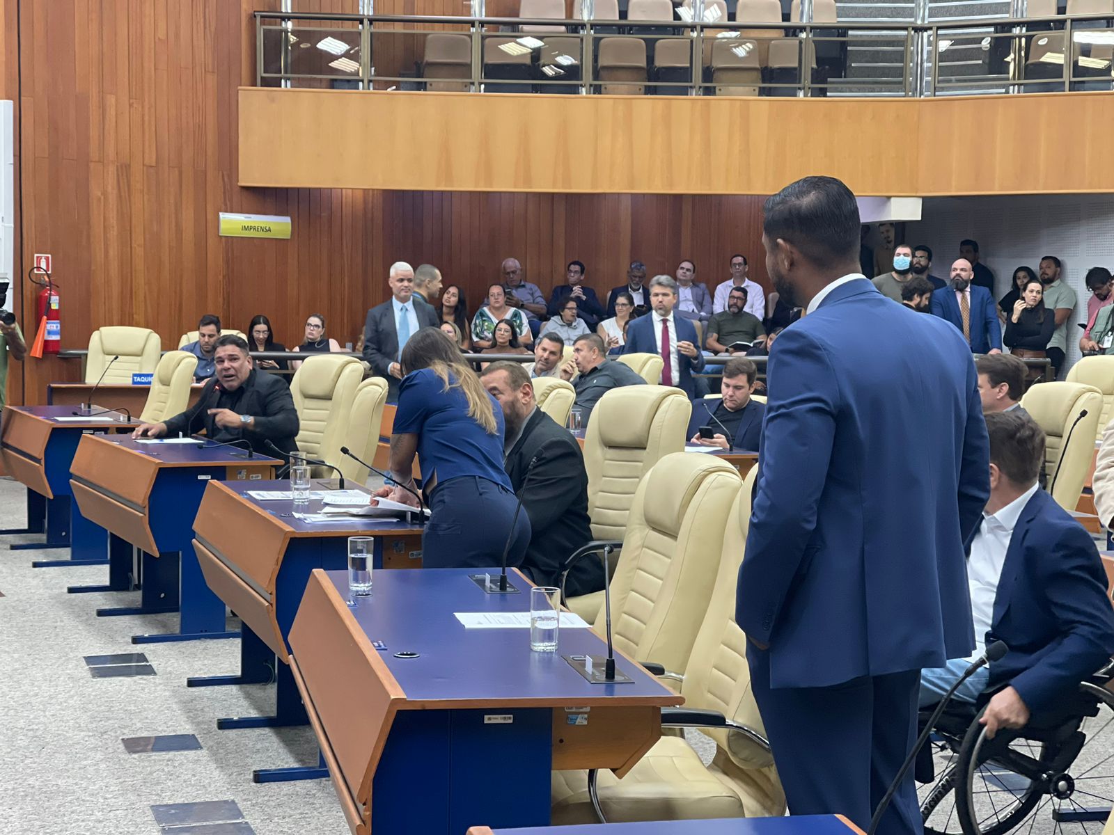 Vereadores aprovam em definitivo regulamentação de emendas parlamentares em Goiânia