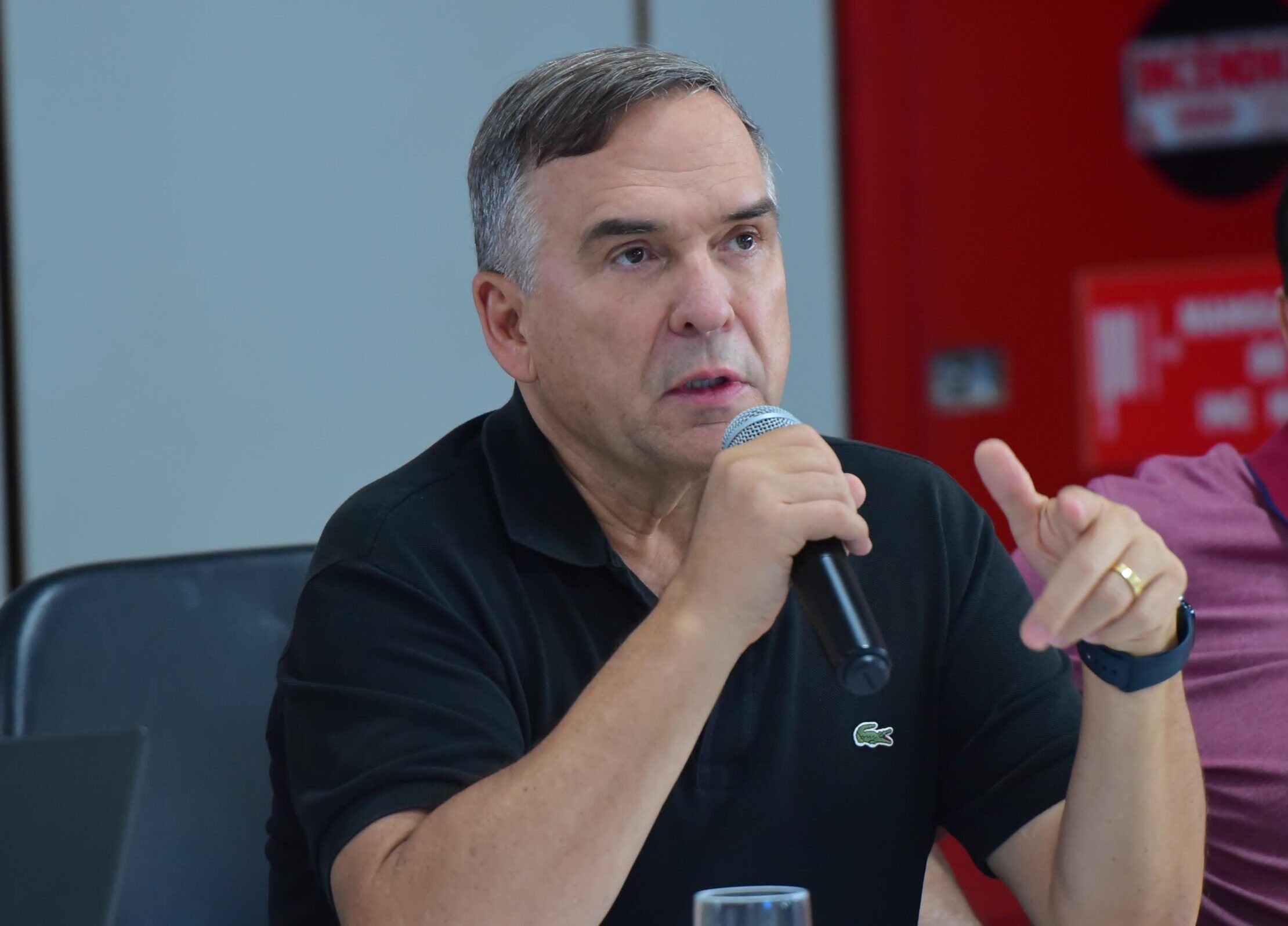 SANDRO MABEL