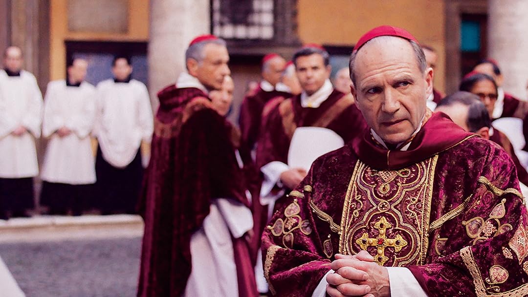 Filme “Conclave” detalha ritual de escolha de um novo Papa; disponível no Prime Video