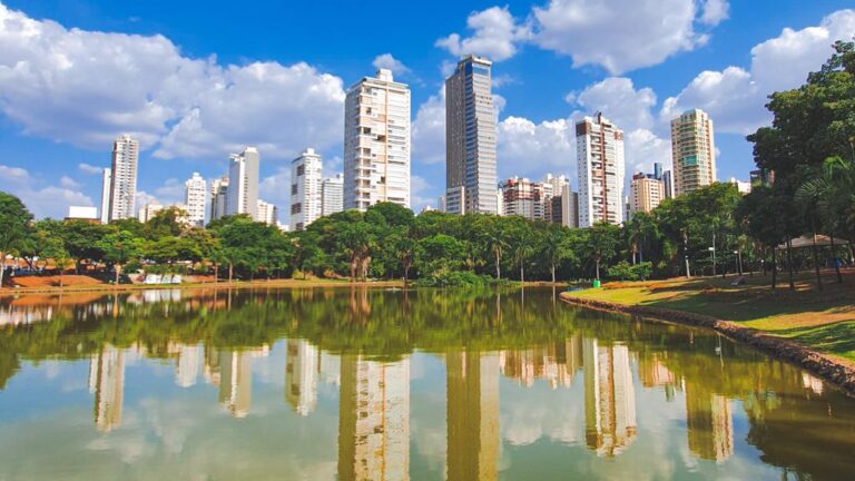 Domingo (20) mantém calor e tempo seco em Goiás; Goiânia pode chegar aos 36°C