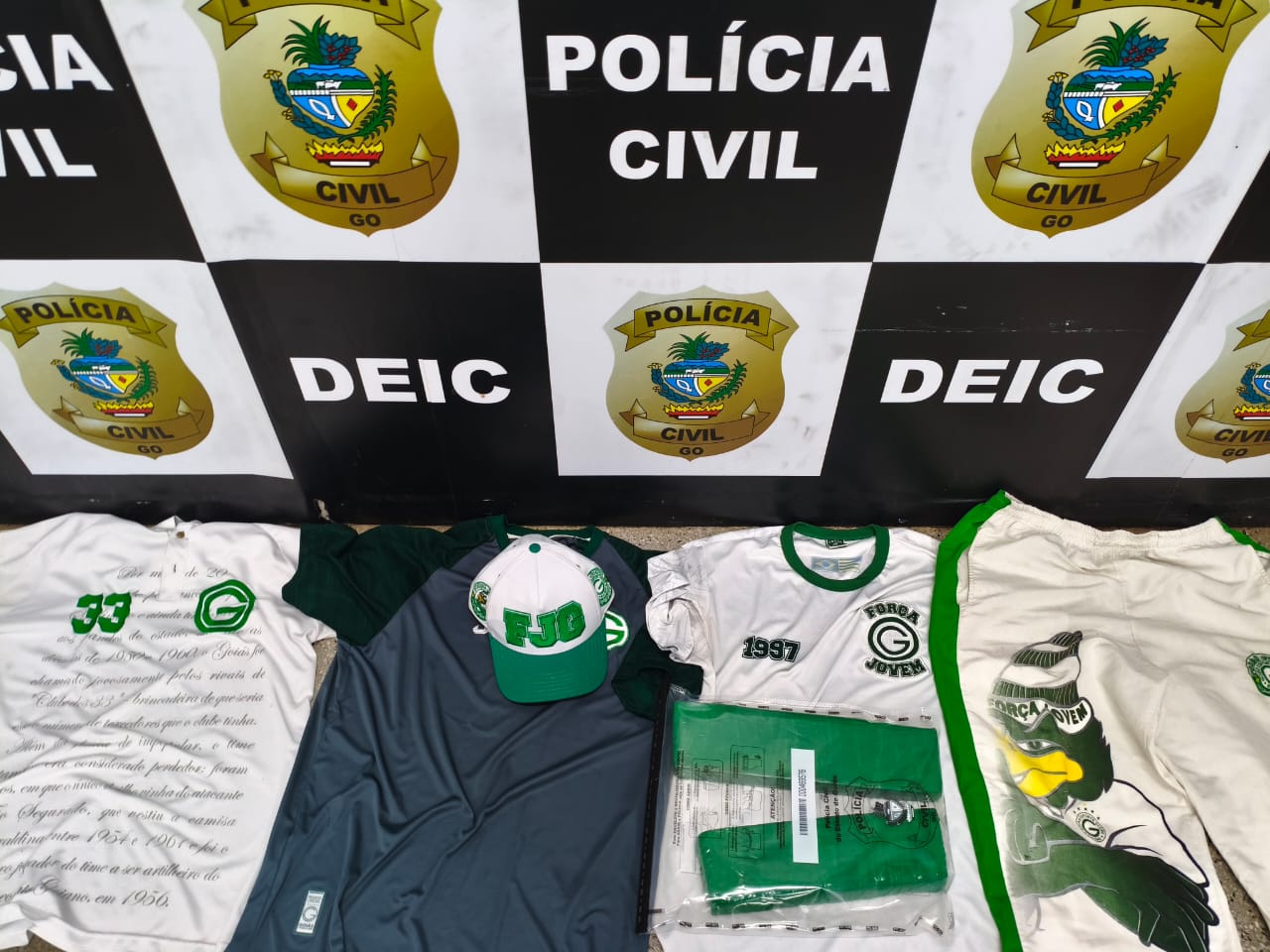 ‘Linha de Tiro’: PCGO prende integrantes de torcida organizada por atirarem contra torcedores rivais em distribuidora de Goiânia