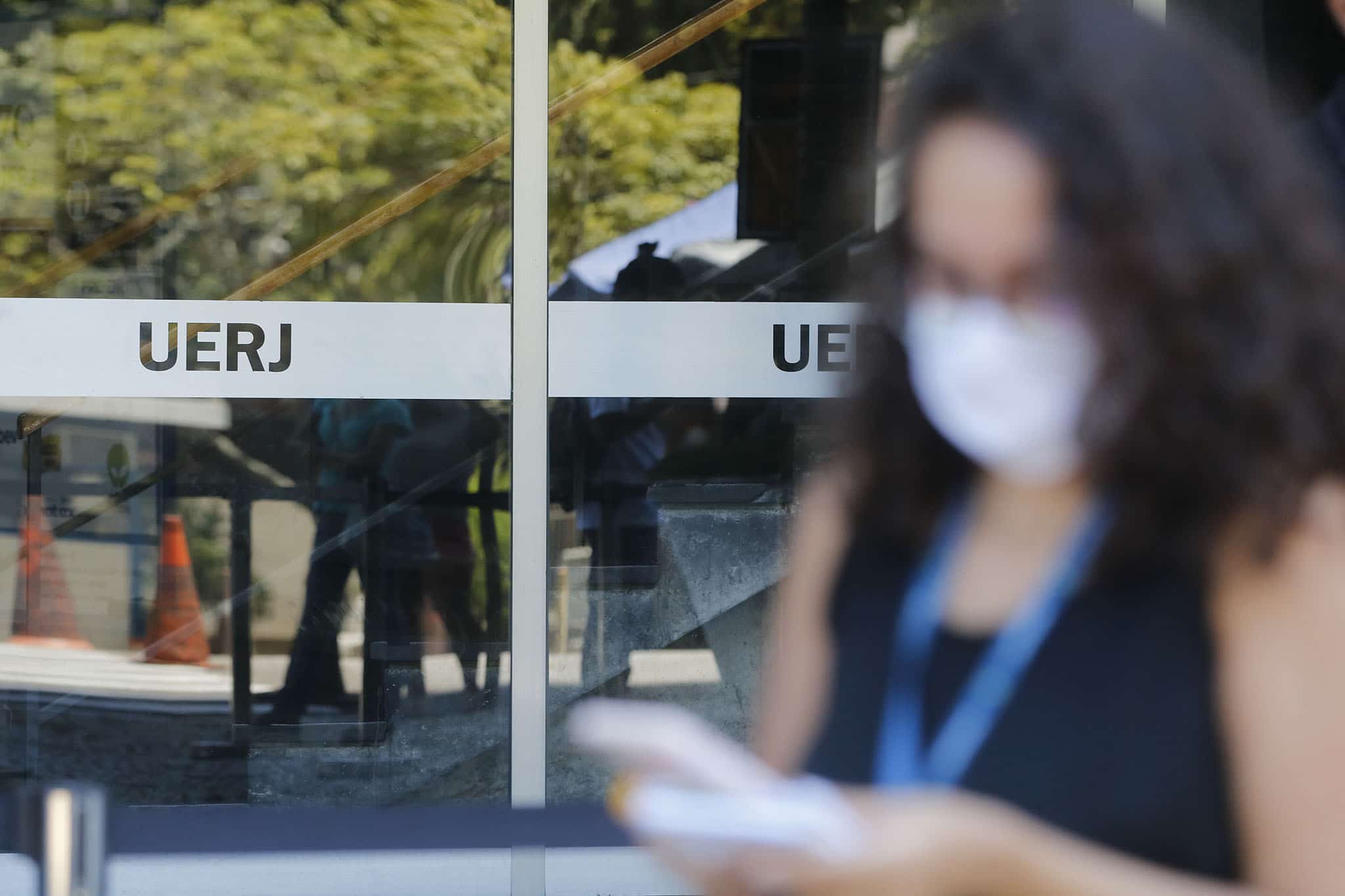 Professores-podem-ser-afastados-por-violencia-discute-Senado-Tania-Rego-Agencia-Brasil.jpg
