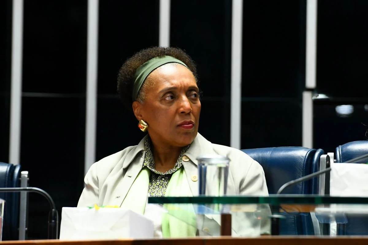 Cármen Lúcia denuncia racismo sofrido por ministra do TSE
