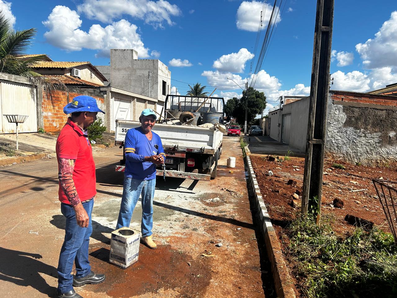 Prefeitura de Goiânia presta assistência à família atingida por temporal de quarta (7/5)