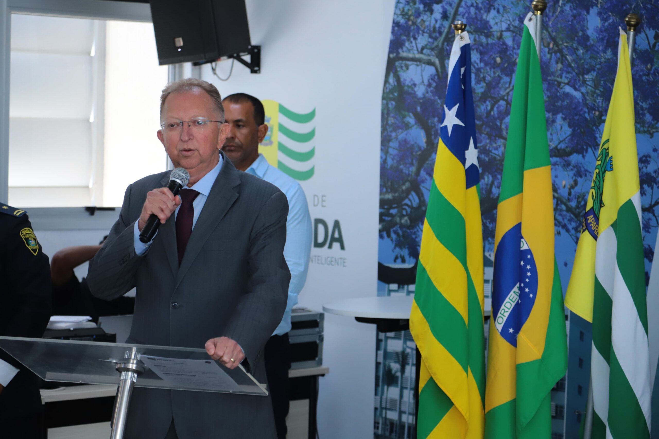 “Não há justificativa para deixar a base e passar a ser oposição”
