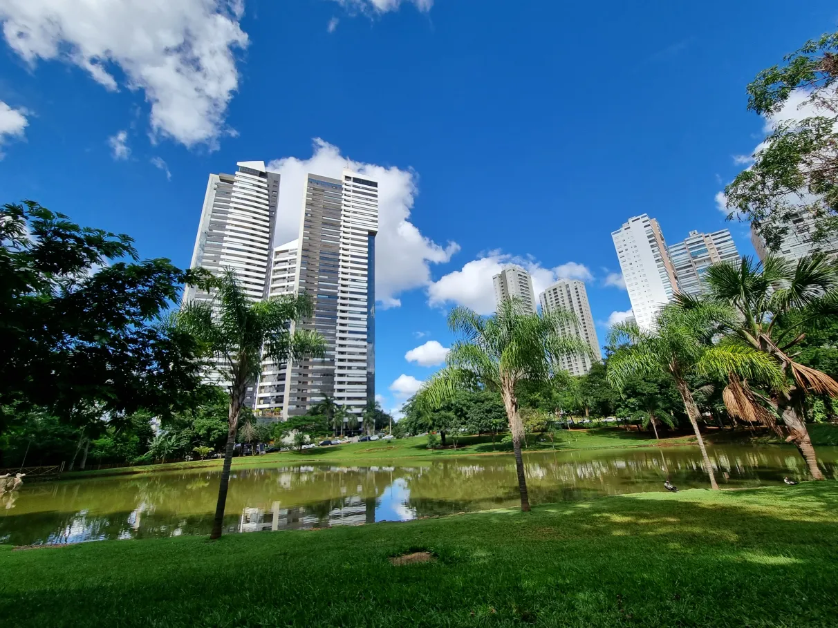 Semana começa com sol e calor em todo o estado