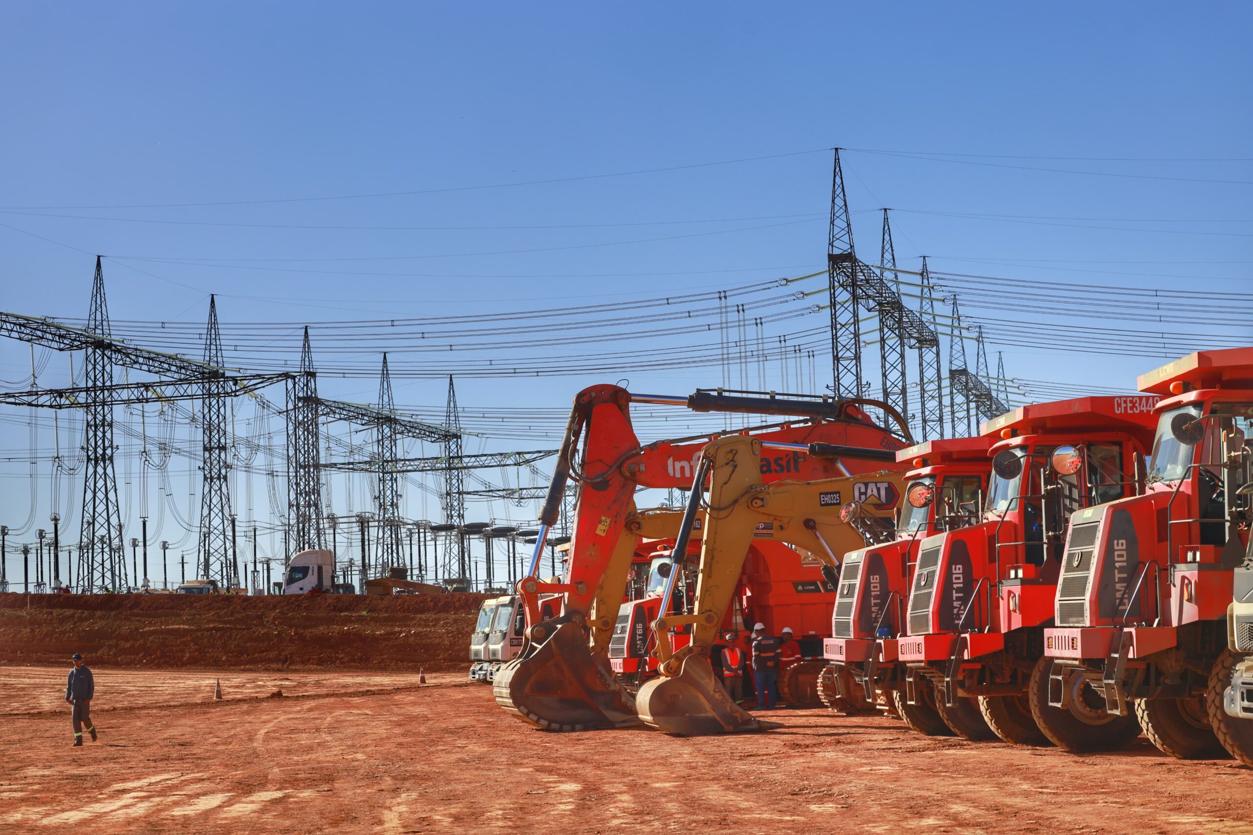 Daniel Vilela dá largada ao projeto de transmissão de energia em Silvânia