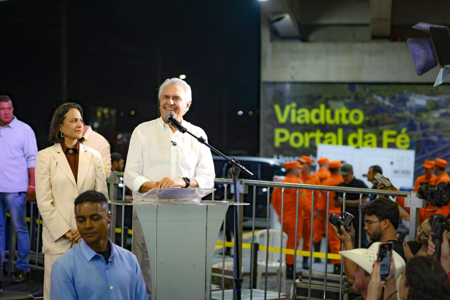 Governo entrega Viaduto da Fé em Trindade (Foto: Secom)