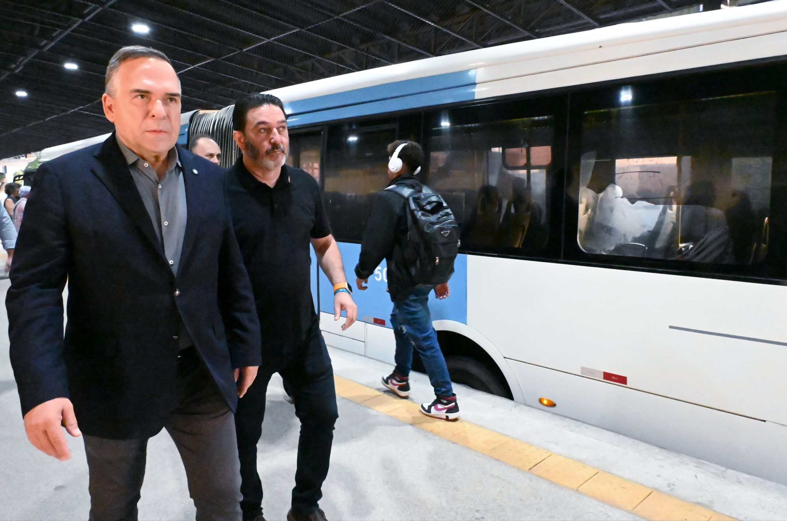 Mabel acompanha operação de sistema de metronização no transporte coletivo