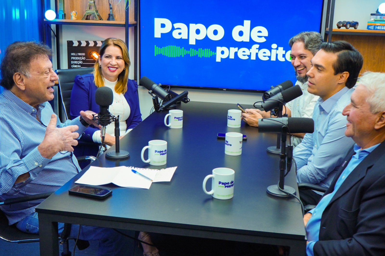 No podcast Papo de Prefeito, Adib Elias anuncia obras de pavimentação
