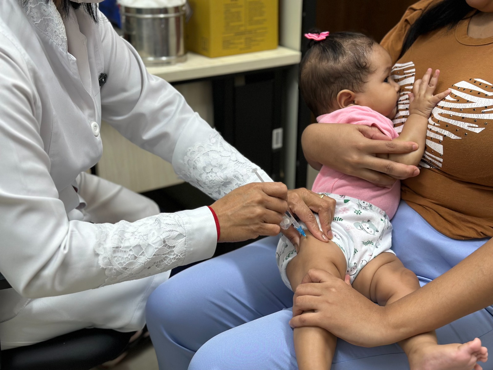 Prefeitura de Goiânia realiza força-tarefa para aumentar cobertura vacinal no feriado