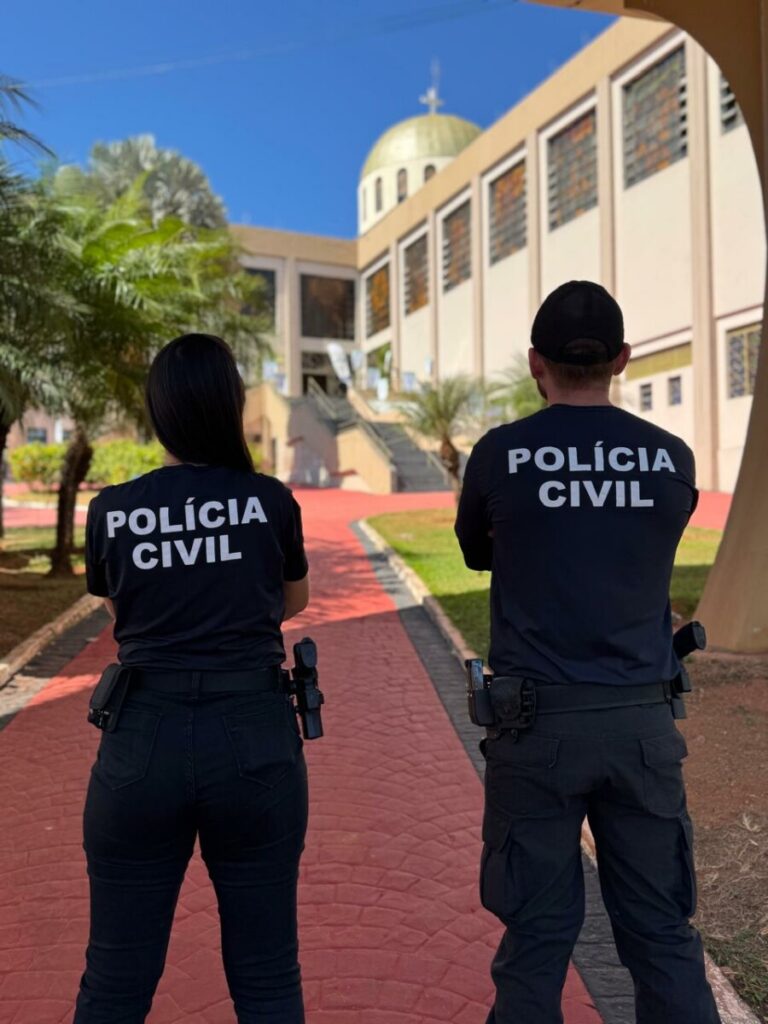 PC prende homem que se passava por servidor de Trindade