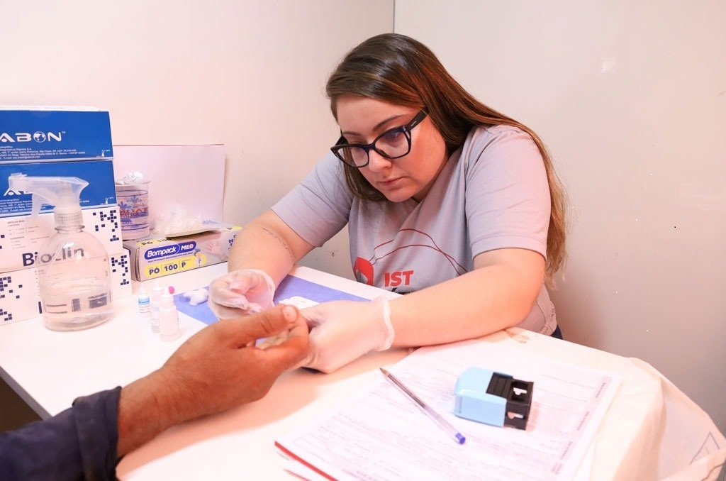 hepatites virais testagem