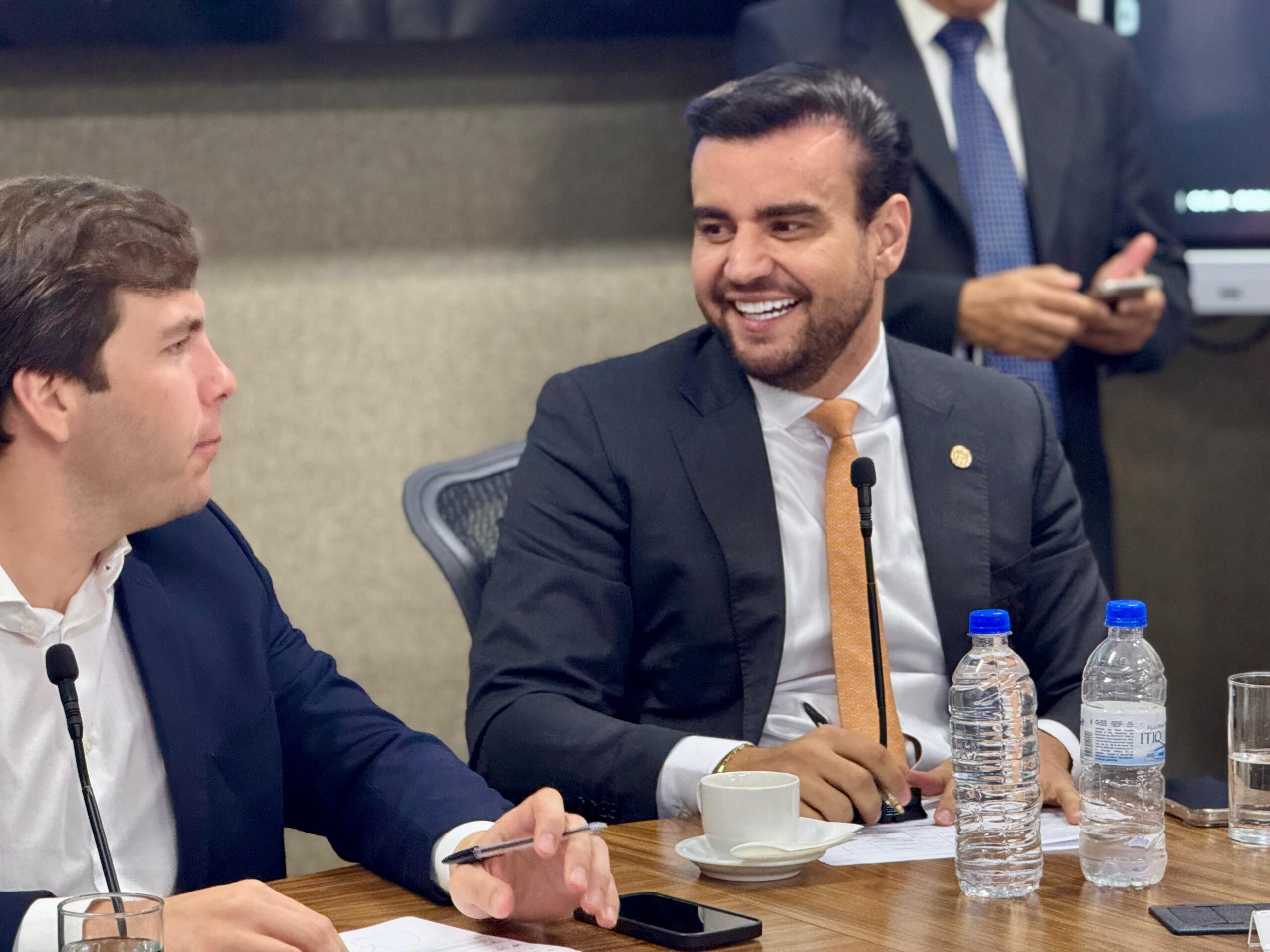 CCJ limpa pauta e antecipa projetos para votação no segundo semestre
