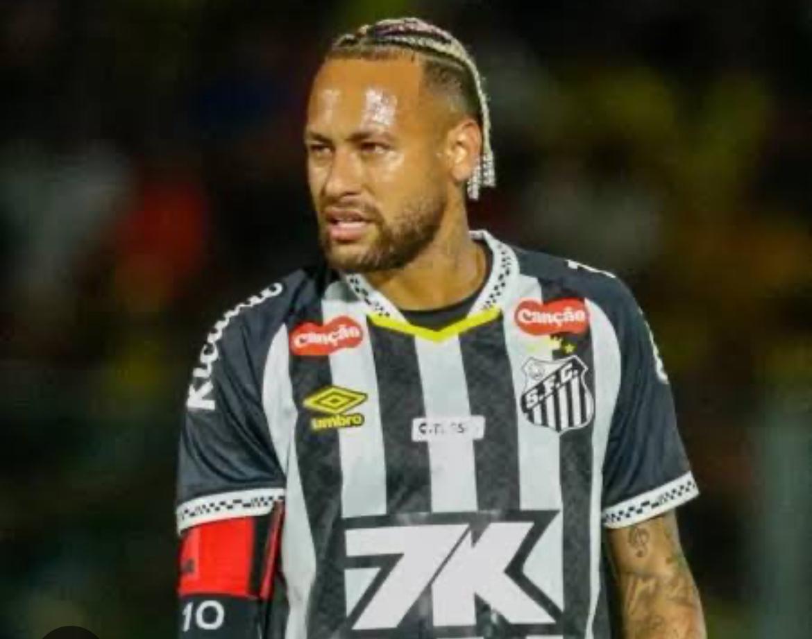 Neymar contrariado com a atuação do Santos