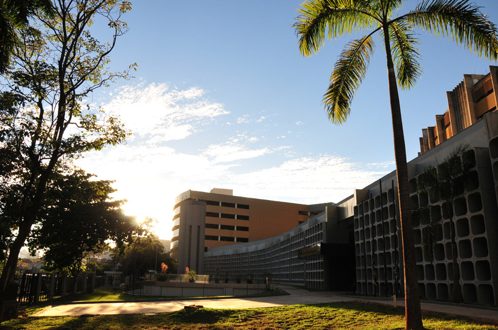 Estudante ensino médio recorre ao TJ-GO