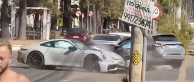 Motorista perde o controle de Porsche e bate em carro estacionado no Setor Marista