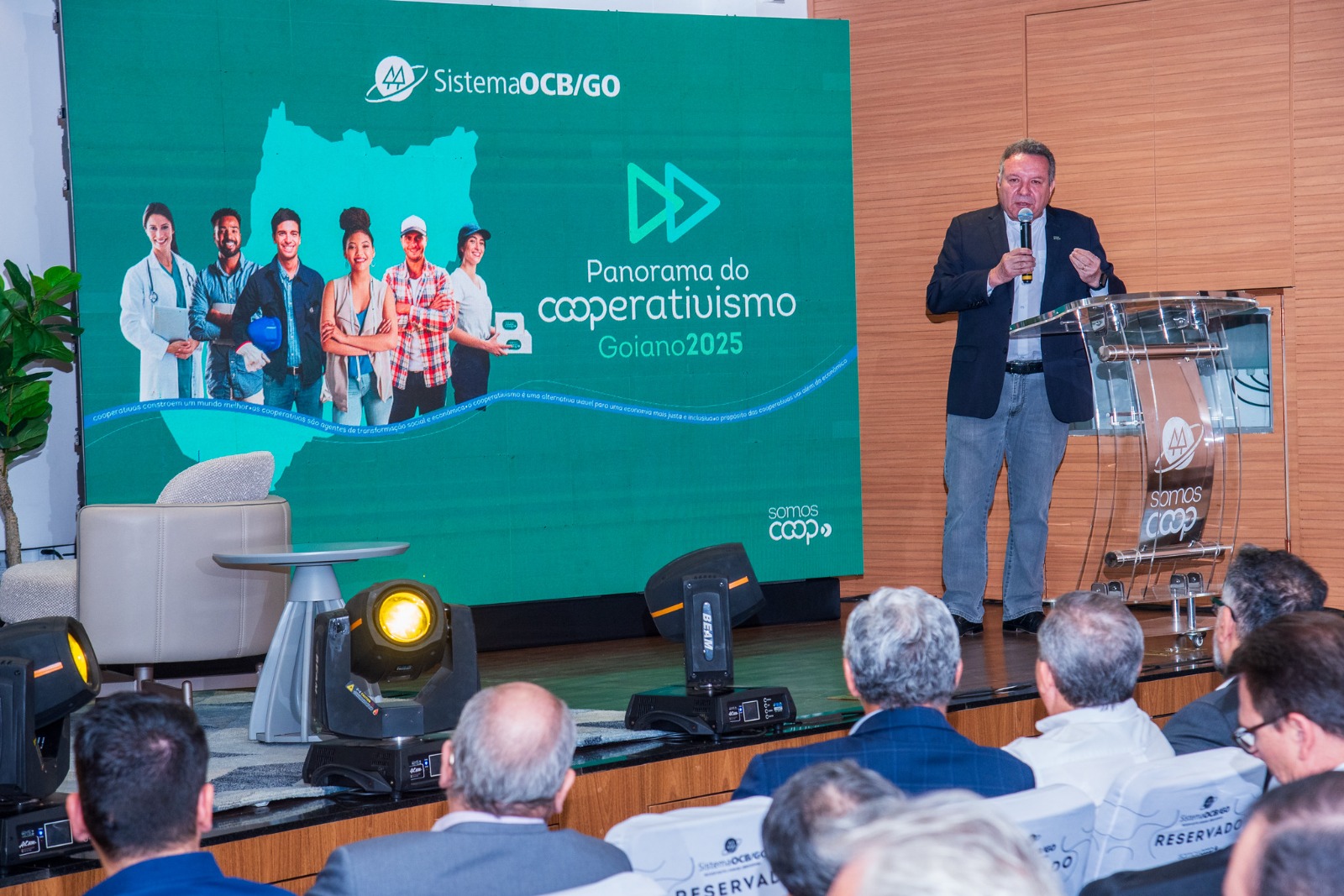 Luís Alberto apresenta o Panorama do Cooperativismo Goiano, na Sede do Sistema OCB Goiás (Divulgação)