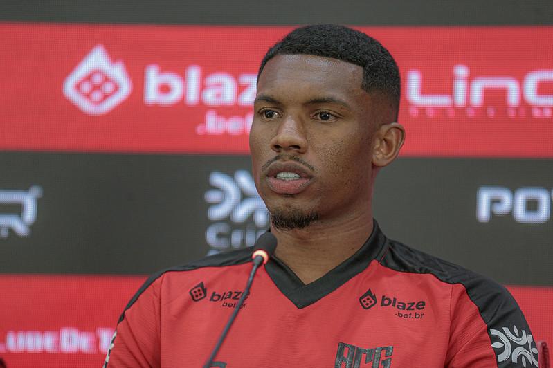 Lelê, novidade na reconstrução do Dragão