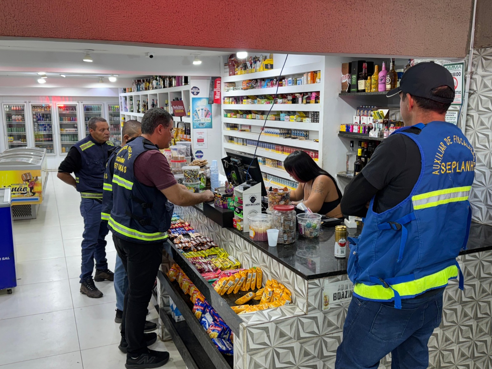 Prefeitura de Goiânia inicia fiscalização sobre horário de funcionamento  das distribuidoras de bebidas - Tribuna do Planalto