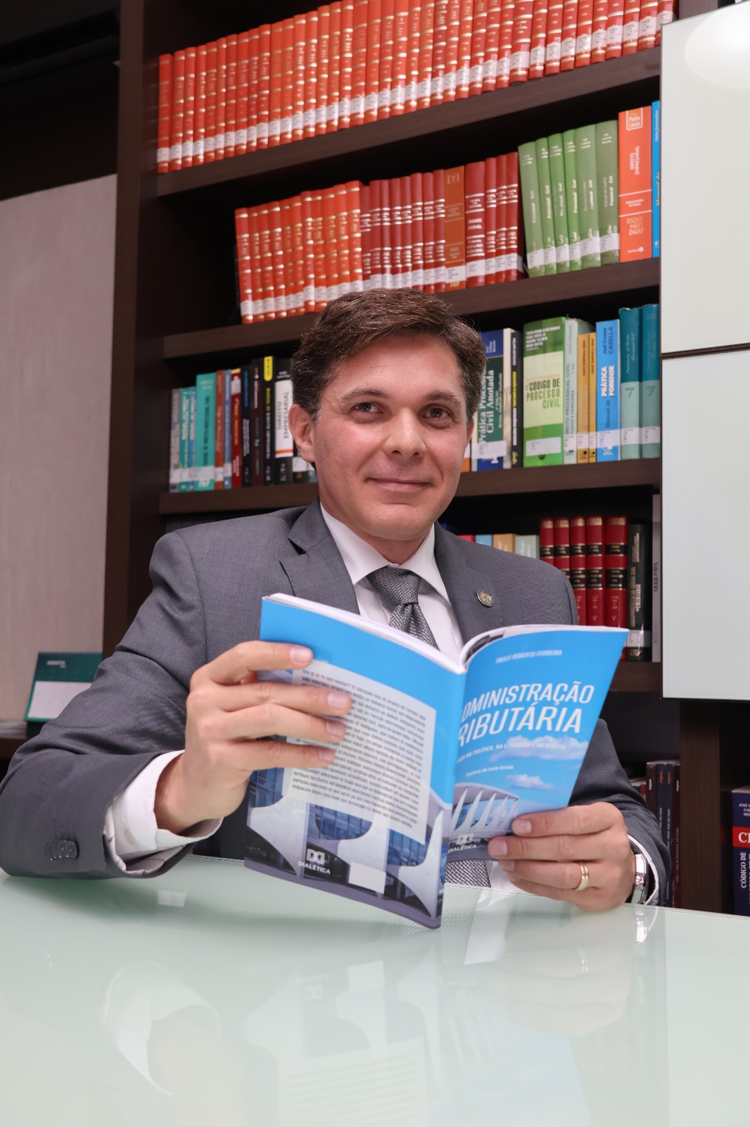 Paulo Roberto administração tributária