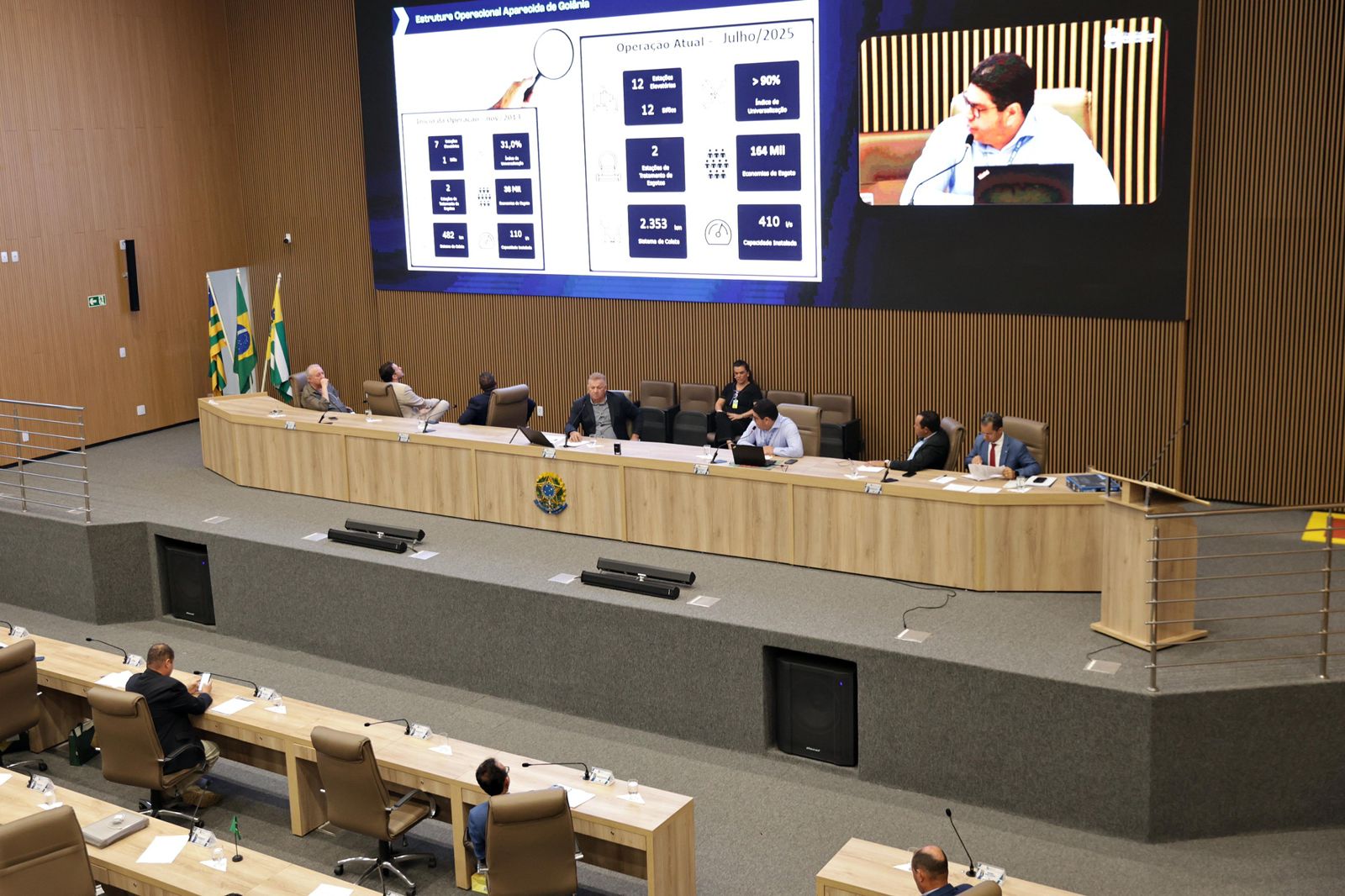 Vereadores confrontam BRK e Saneago por falhas em serviços de esgoto em Aparecida de Goiânia Foto-Divulgação