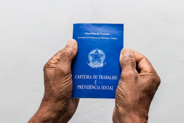 Neste Dia do Idoso, em 1º de outubro, advogado destaca que é importante começar a contribuir para o INSS, mesmo tardiamente Freepik