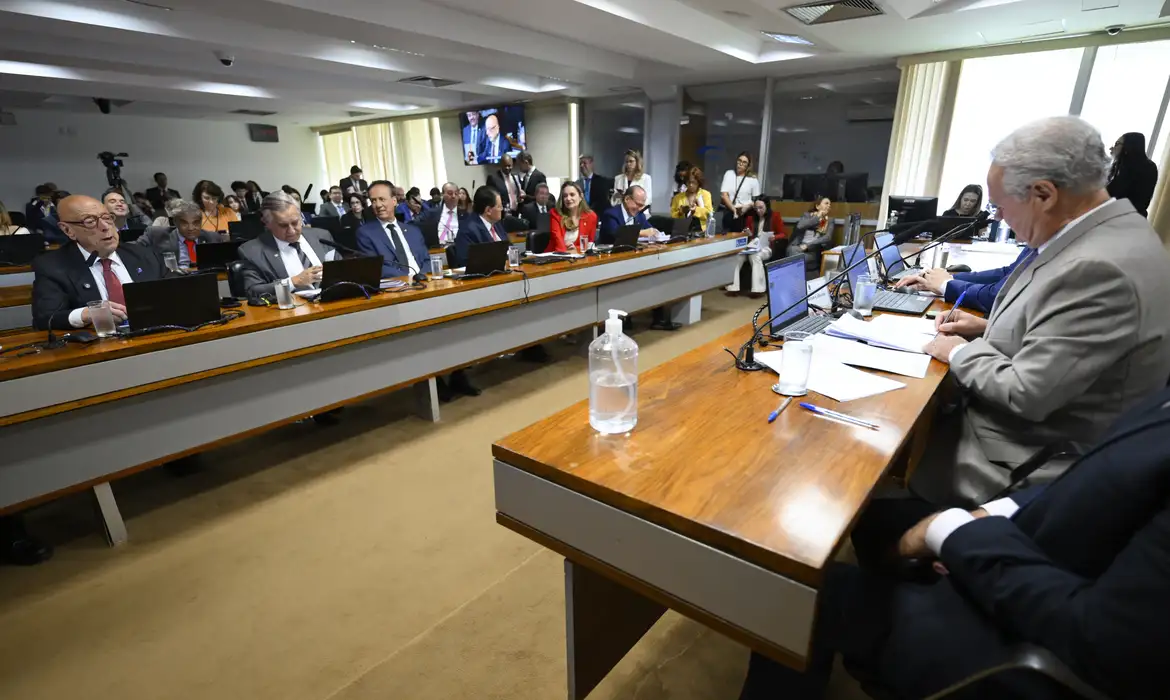 Senado IR