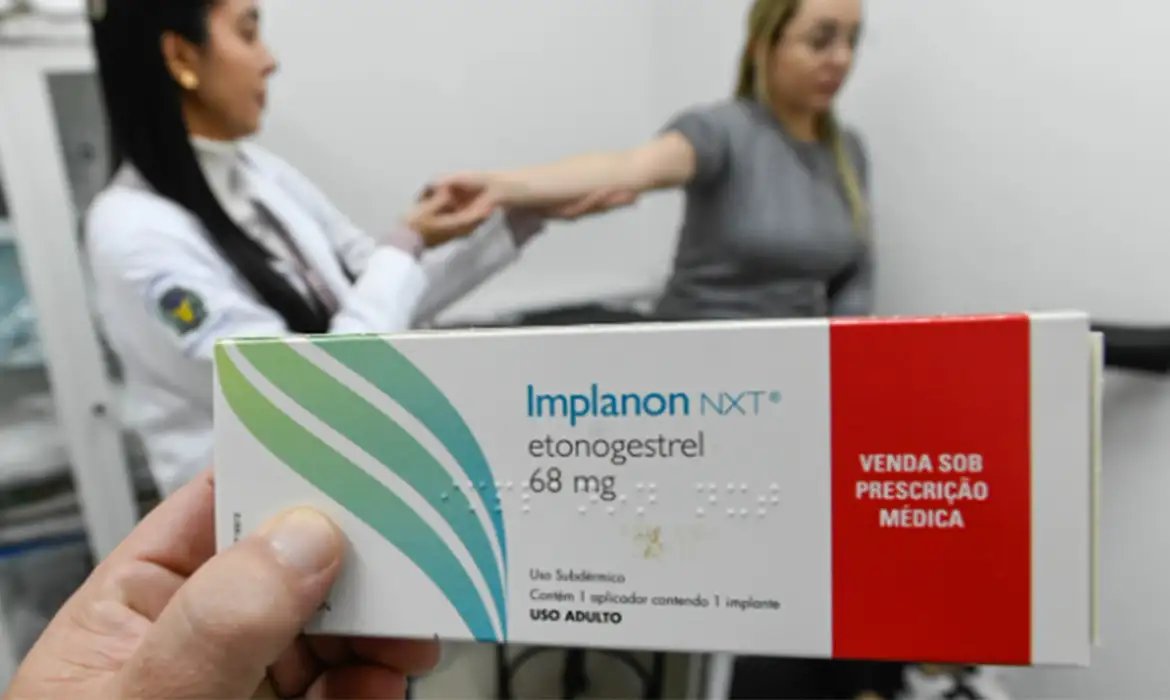 implante contraceptivo