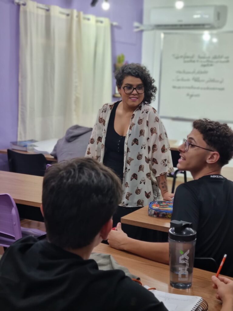 Redação do vestibular da UFG ocorre neste domingo (19); veja dicas de professoraw