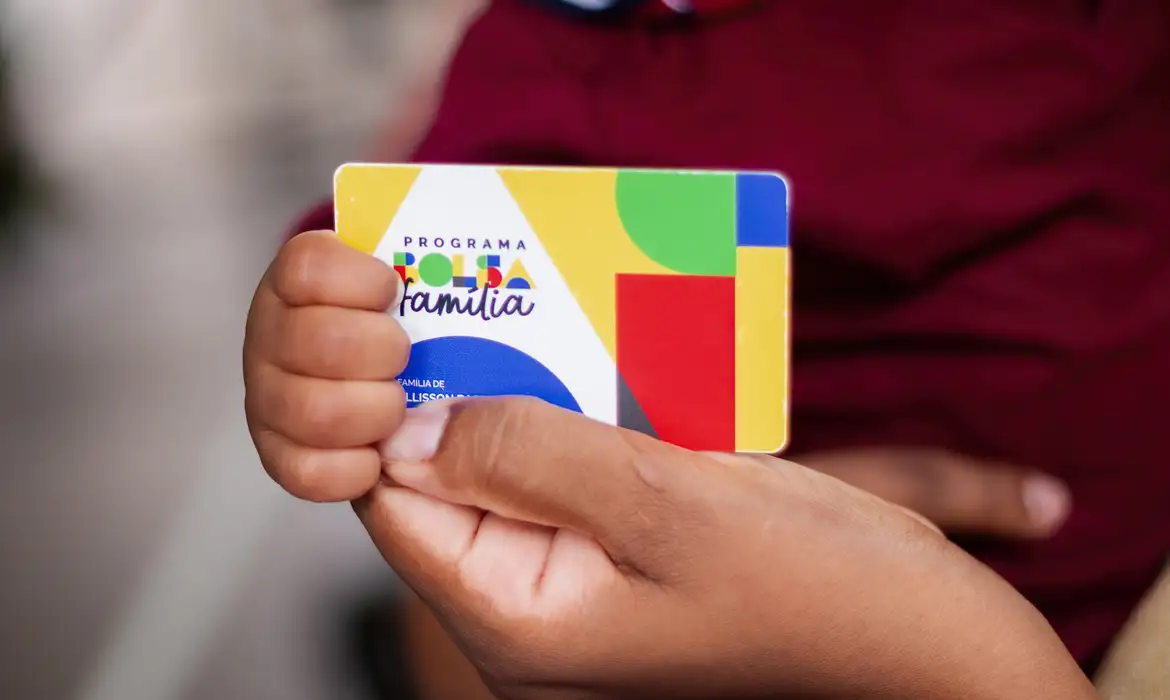 Caixa inicia pagamento do Bolsa Família a beneficiários com NIS de final 2