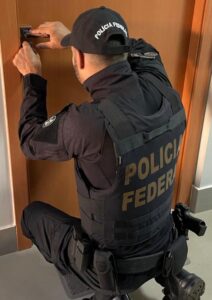 PF lavagem dinheiro