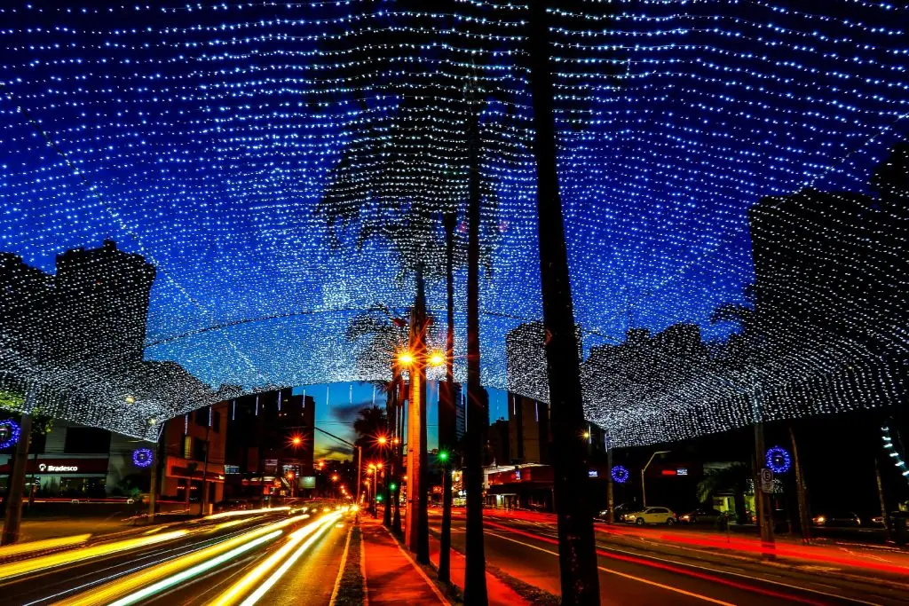 TÚNEL DE NATAL DA PRAÇA TAMANDARÉ - FOTO PREFEITURA DE GOIÂNIA