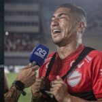 Ralf recebe homenagem no jogo de despedida