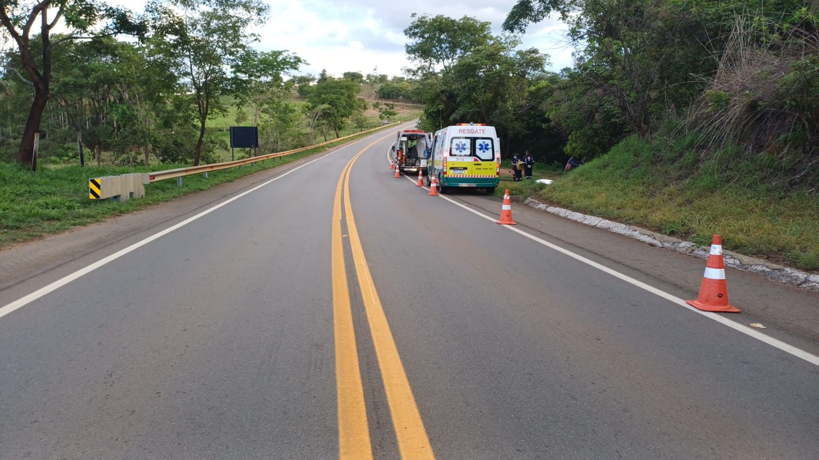 Ao todo, 30 pessoas ficaram feridas e uma morreu durante o período