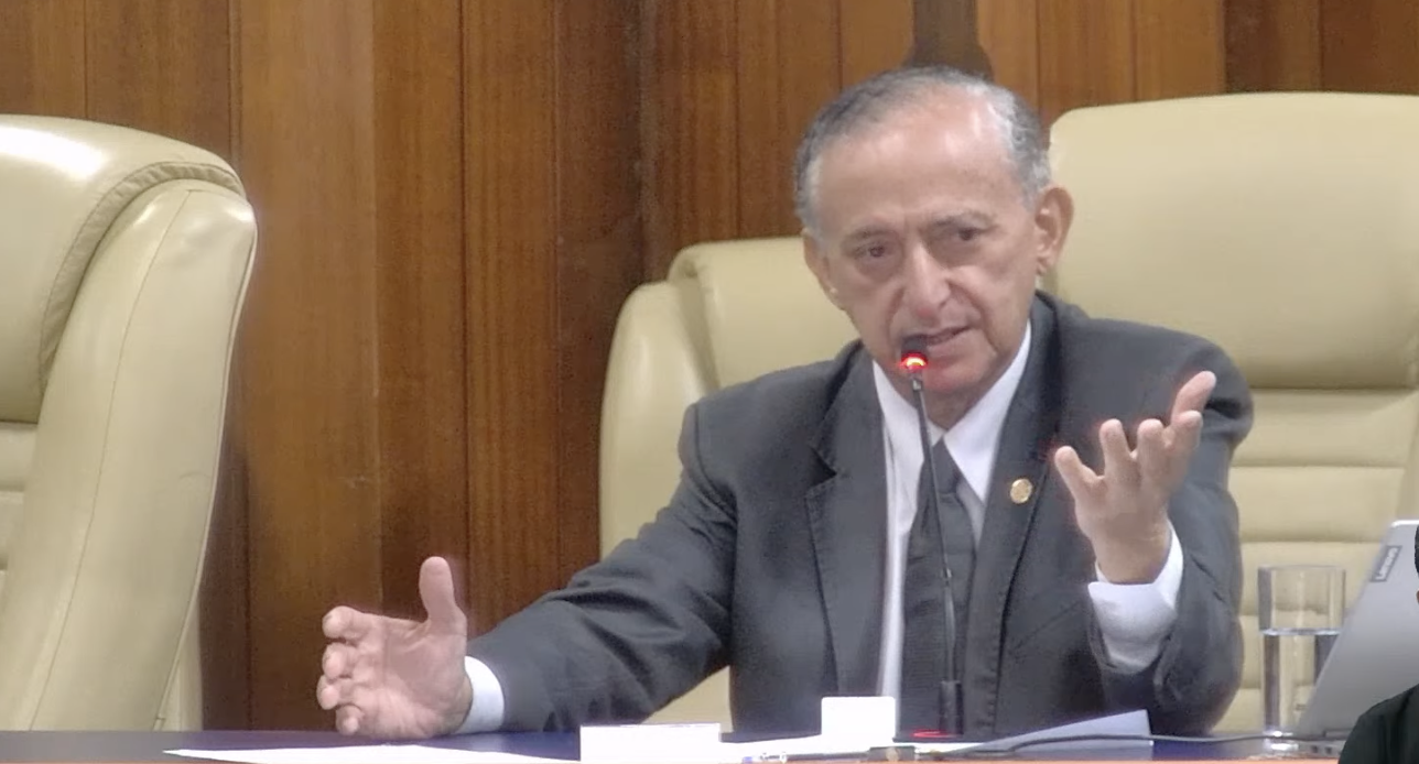 Anselmo Pereira: "Há Natal e há Ano Novo"
