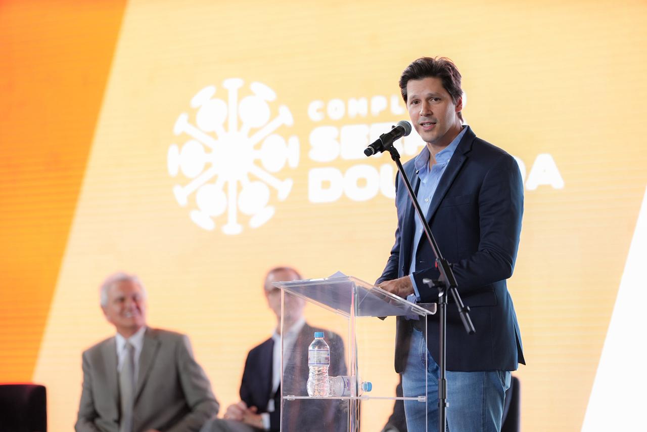 Daniel ironiza Marconi “Depois de afundar o PSDB, tenta pegar carona na história de Iris”