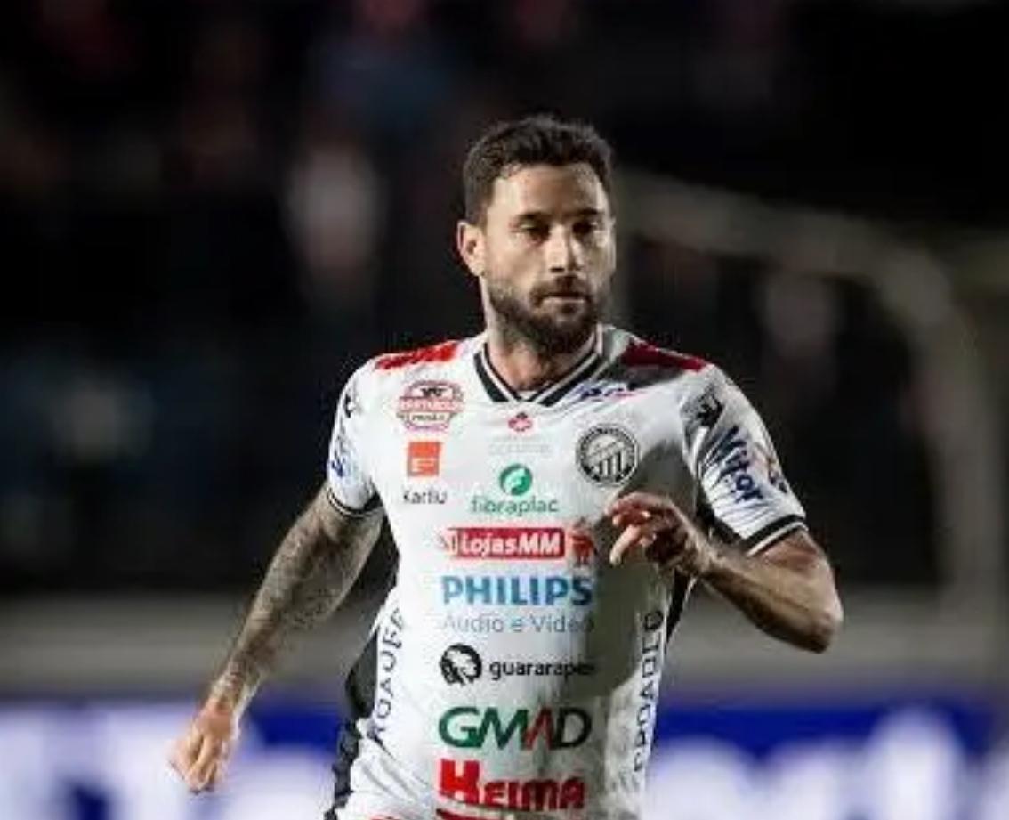 Gabriel Boschilia, no radar do Goiás