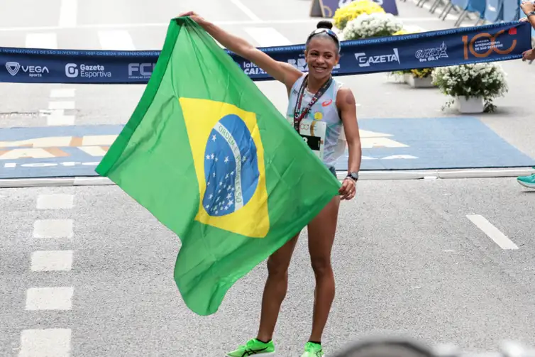 Núbia São Silvestre