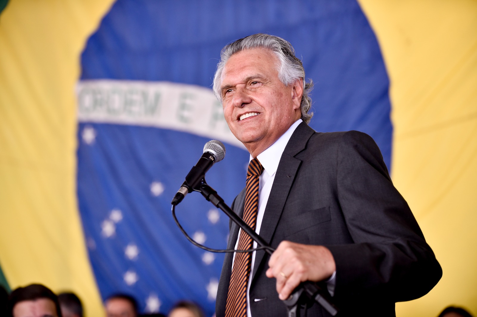 Caiado aprovado