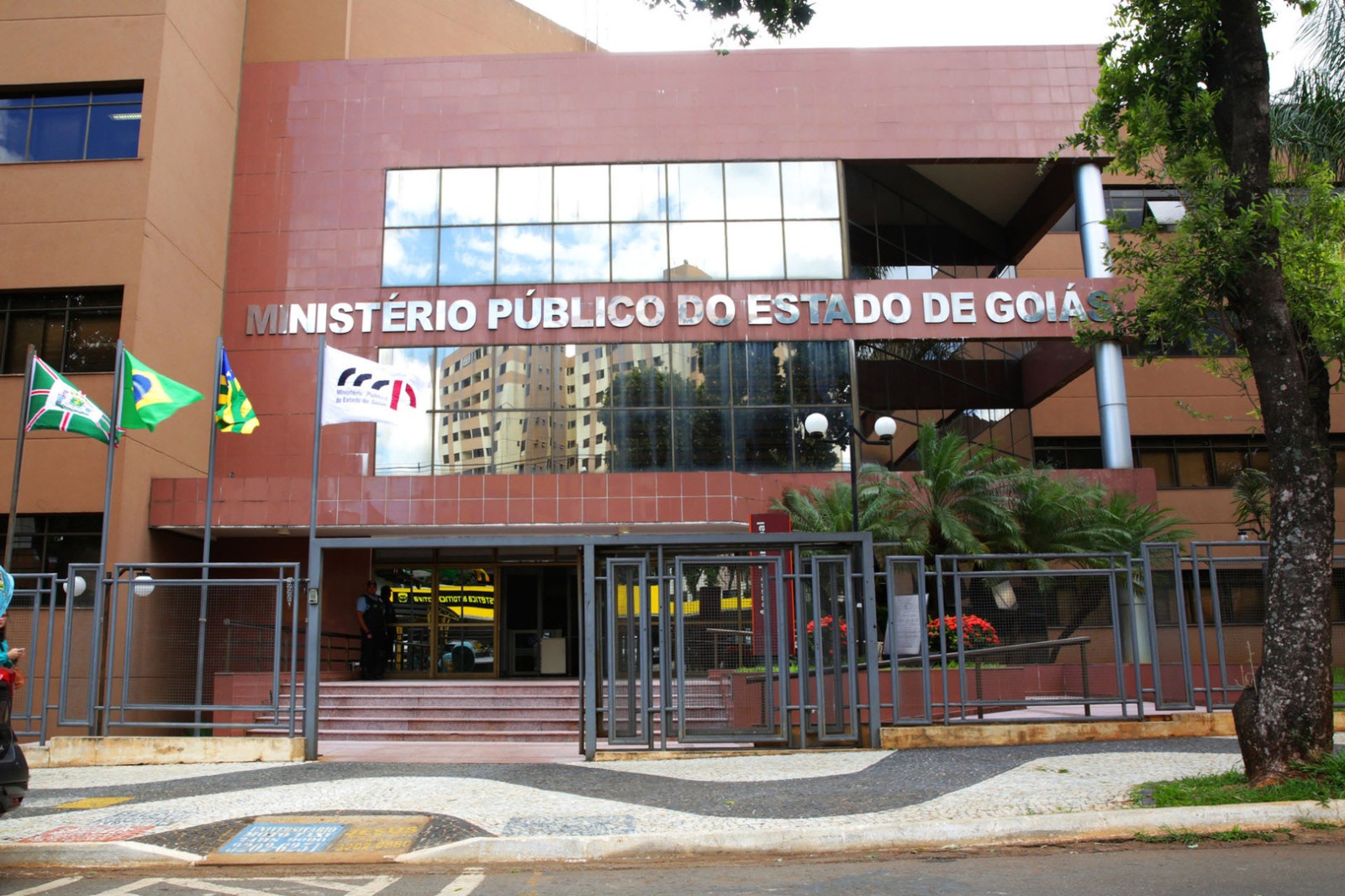 Operação Convergência Nacional: MP de Goiás combate celula do PCC no Entorno do DF
